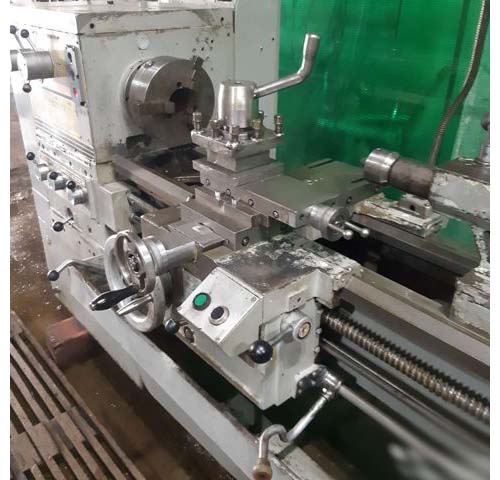 SNA 400 Загальний вигляд токарно-гвинторізного верстата Загальний вигляд універсального токарно-гвинторізного верстата SNA 400